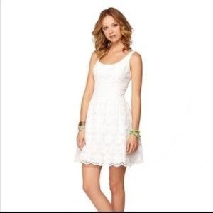 Lilly Pulitzer Dresses - New Lilly Pulitzer Calhoun Eyelet Dress 68501 Lilly Pulitzer Dresses - New Lilly Pulitzer Calhoun Eyelet Dress 68501